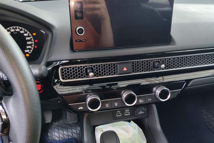 Used Honda Civic 2023 HATCHBACK 240TURBO CVT Zhiyue Edition
