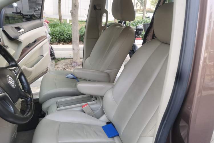 Used Buick GL8 2018 28T Luxury Model China VI Standard