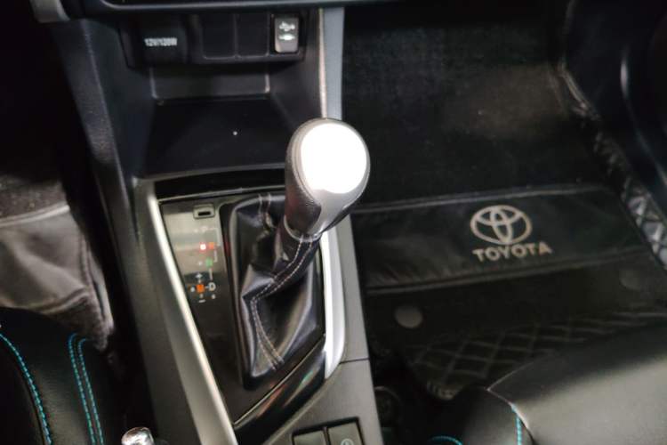 Used Toyota Levin 2017 Revised 185T CVT Elite Edition China V Standard Gear Lever