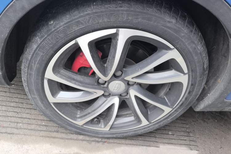 Used Geely Auto Emgrand GS 2016 Sport Edition 1.3T Automatic ZhenShang Model Left Front Wheel Hub