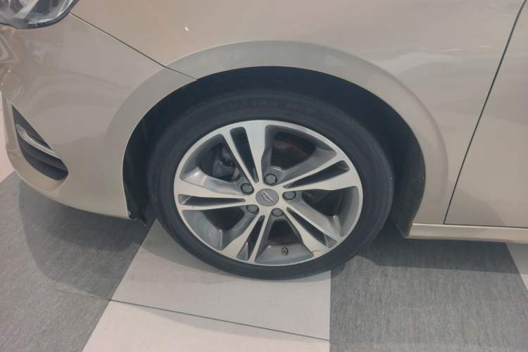 Used Geely Auto Binray 2018 14T Manual Binzhi Edition
