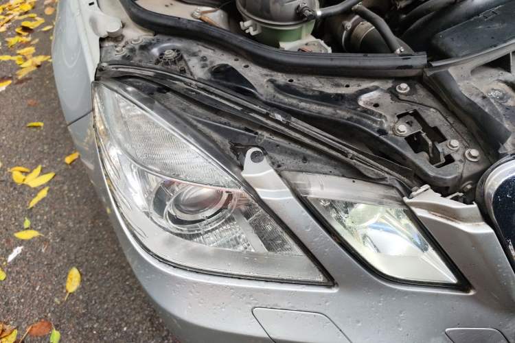 Used Mercedes-Benz E-Class 2011 E 260 L CGI Fashion Model
