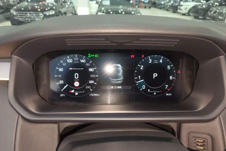 Used Land Rover Discovery 2021 360 PS R-Dynamic S Instrument Cluster