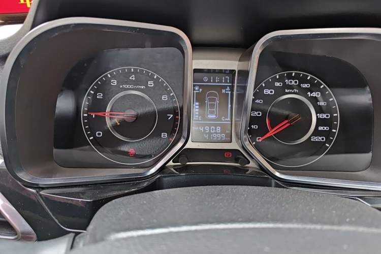 Used Zotye Domy X5 2017 Value Edition 1.6L Manual Fashion Model
