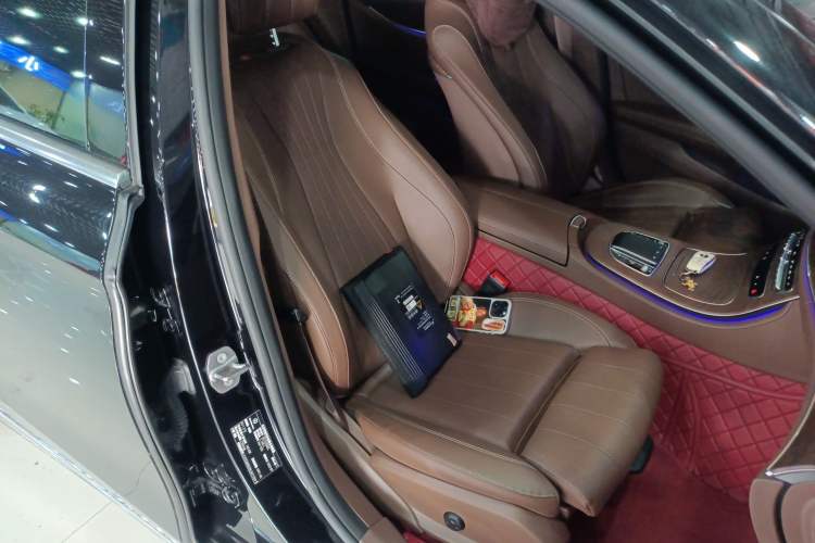 Used Mercedes-Benz E-Class 2022 Second Facelift E 260 L
