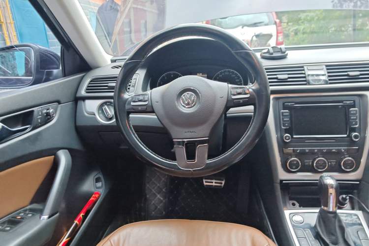 Used Volkswagen Passat 2014 1.8TSI DSG Prestige Edition