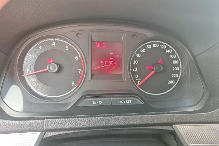 Used Volkswagen Jetta 2019 Dream Edition 1.5L Manual Comfort Version
