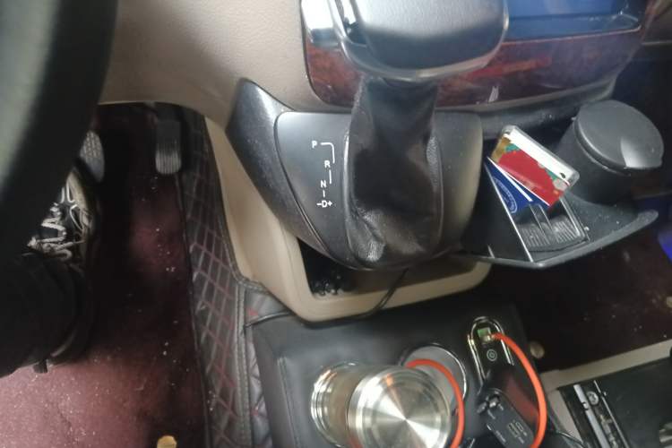 Used Mercedes-Benz Viano 2011 2.5L Navigator Edition