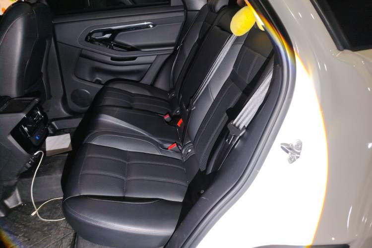 Used Land Rover Range Evoque 2021 Range Rover Velar 249 PS R-Dynamic S Performance Edition Left Rear Seat