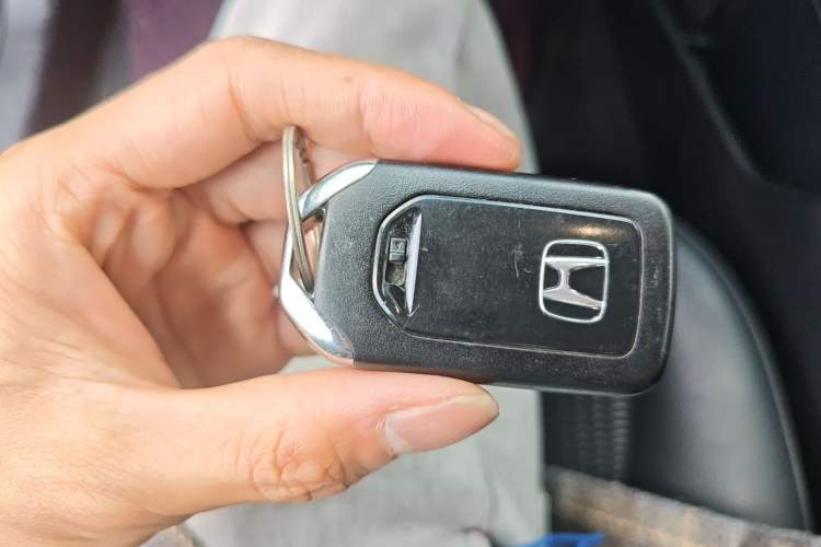 Used Honda Vezel 2016 1.8L CVT Front-Wheel Drive Pioneer Edition
