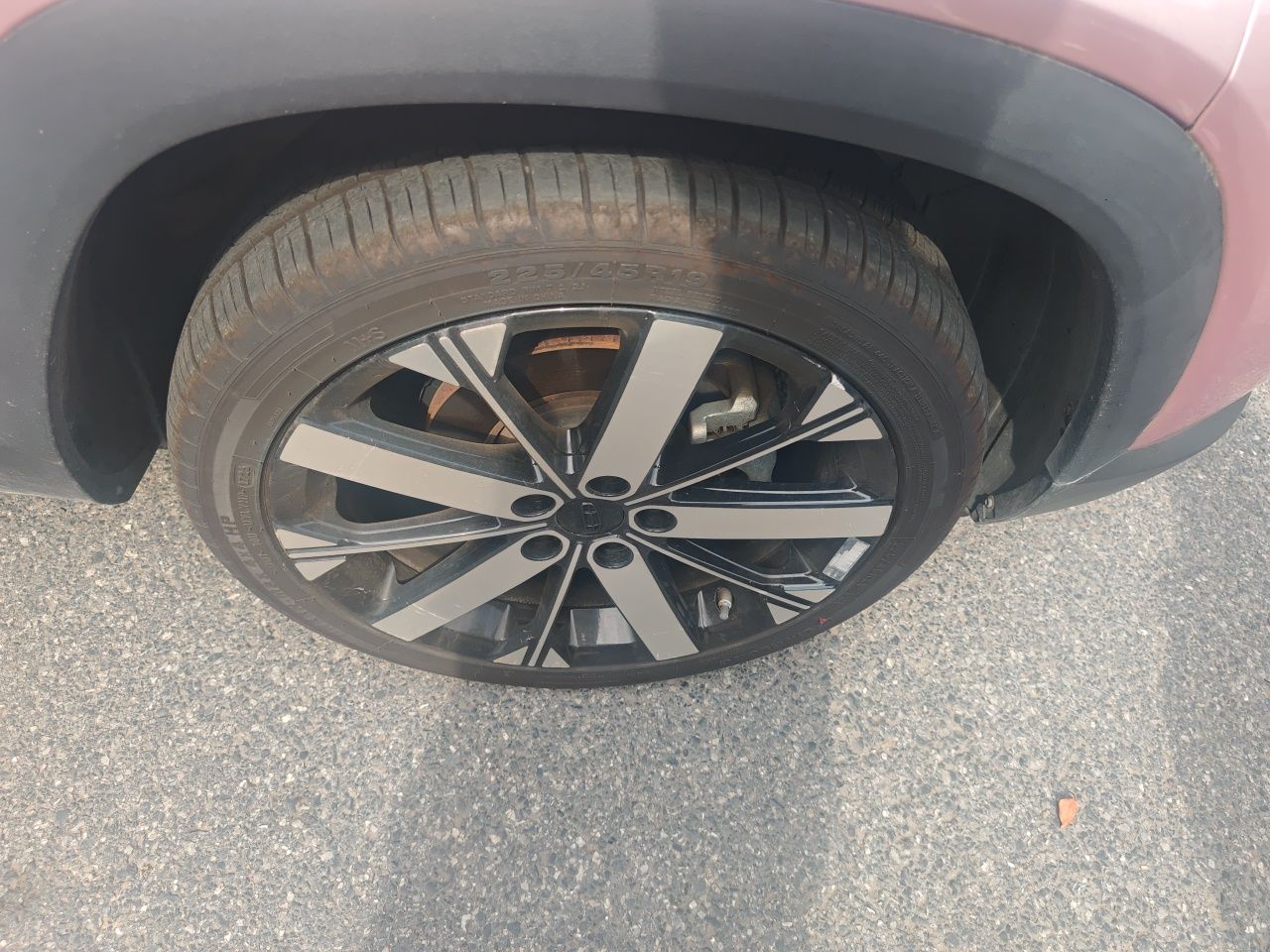 Geely Auto icon 2023 1.5TD Chocolate Smoothie Edition — снимка 9
