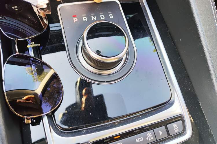 Used Jaguar F-PACE 2018 Restyled 2.0T All-Wheel-Drive R-Sport Sport Edition
