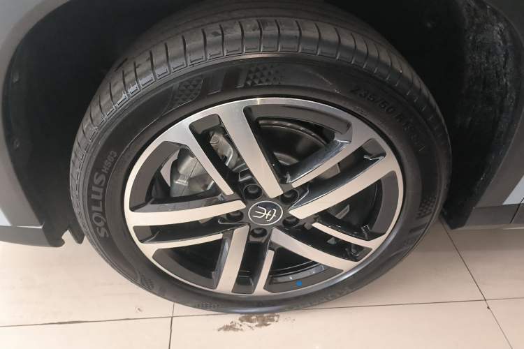 Used BYD Song L DM-i 2025 Intelligent Driving Version 112 km Leading Trim Exterior 4