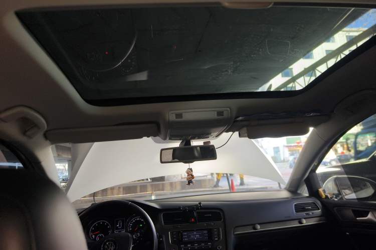 Used Volkswagen Golf 2015 1.4TSI Automatic Luxury Model