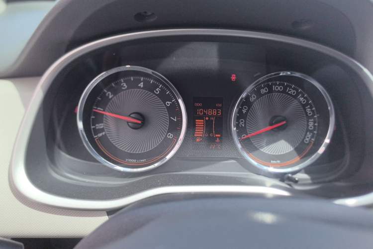 Used Chevrolet Sail 2015 Sail 3 1.3L Manual Ideal Edition Odometer Close Up