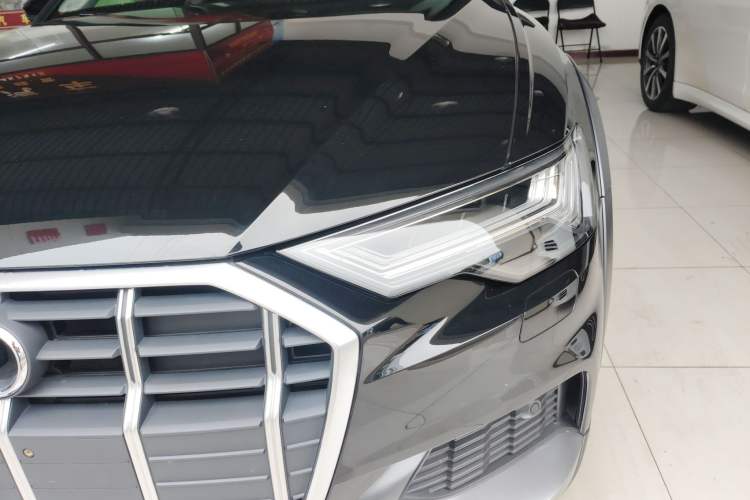 Used Audi A6 2024 allroad quattro 55 TFSI Prestige Off-Road Model