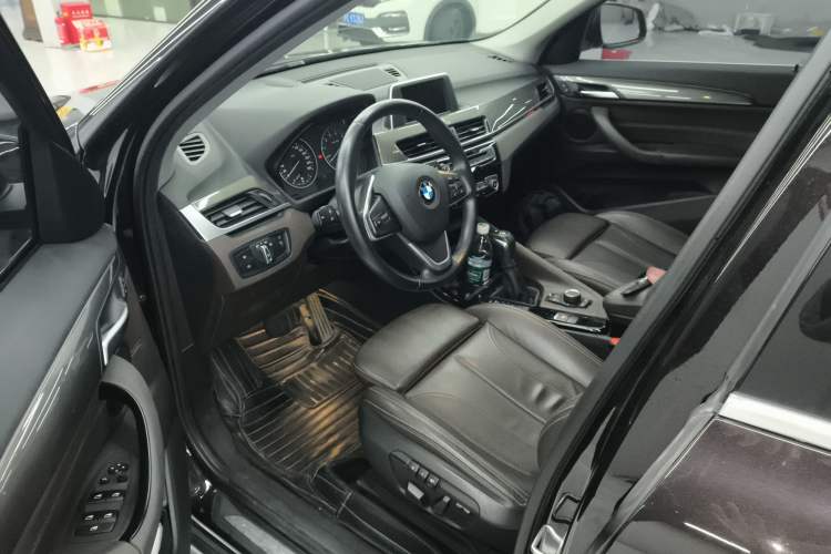 Used BMW X1 2016 sDrive18Li Luxury Model
