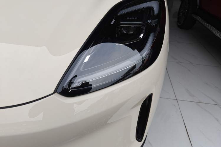 Used Wuling Bingo S 2025 Model 325km Deluxe Edition