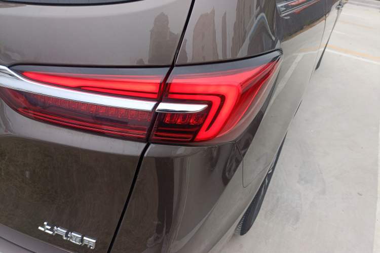 Used Buick GL8 2022 Land Business Class 652T Luxury Model