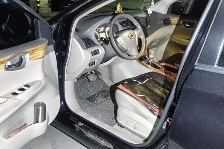 Used Nissan Sylphy 2014 1.6XV CVT Deluxe Edition