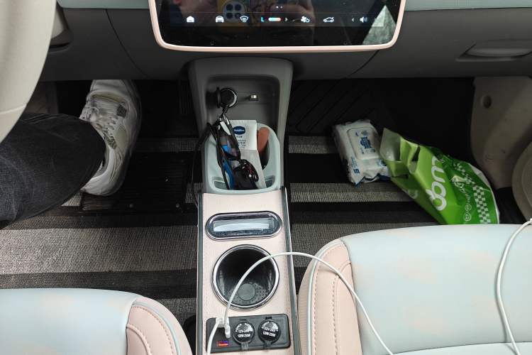 Used Leapmotor T03 2024 310 Comfort Edition Gear Lever