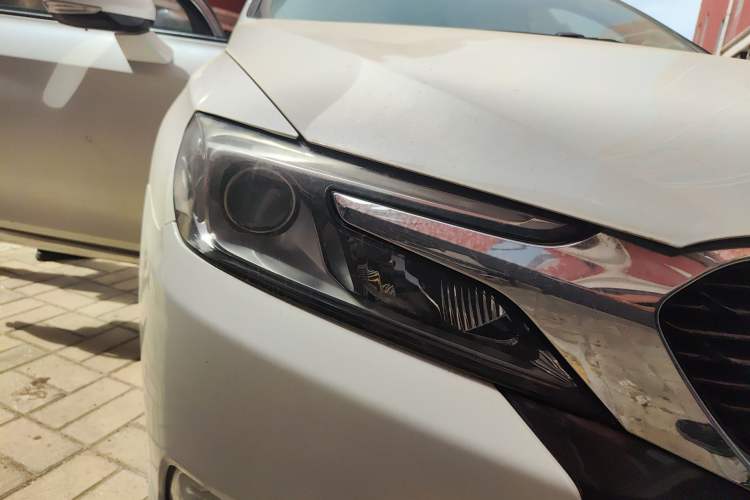 Used DS 5LS 2014 1.6T Luxury Edition THP160 Right Front Headlight