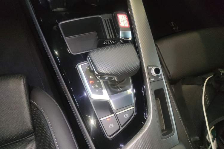 Used Audi A4L 2024 40 TFSI quattro RS Performance Package