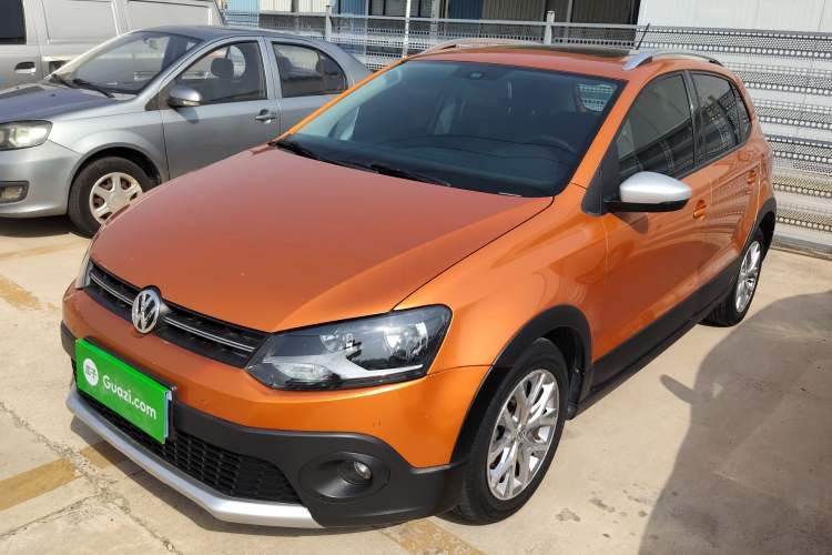 Used Volkswagen Polo 2014 1.6L Cross Polo Automatic