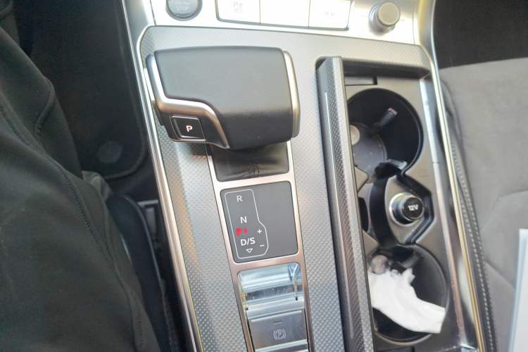 Used Audi A6L 2023 Revised 45 TFSI Prestige Dynamic Edition
