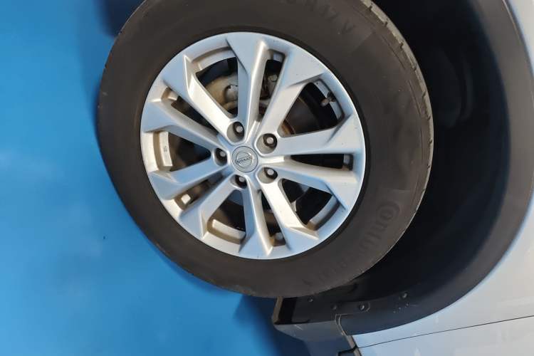 Used Nissan X-Trail 2015 2.0L CVT Comfort MAX Edition 2WD