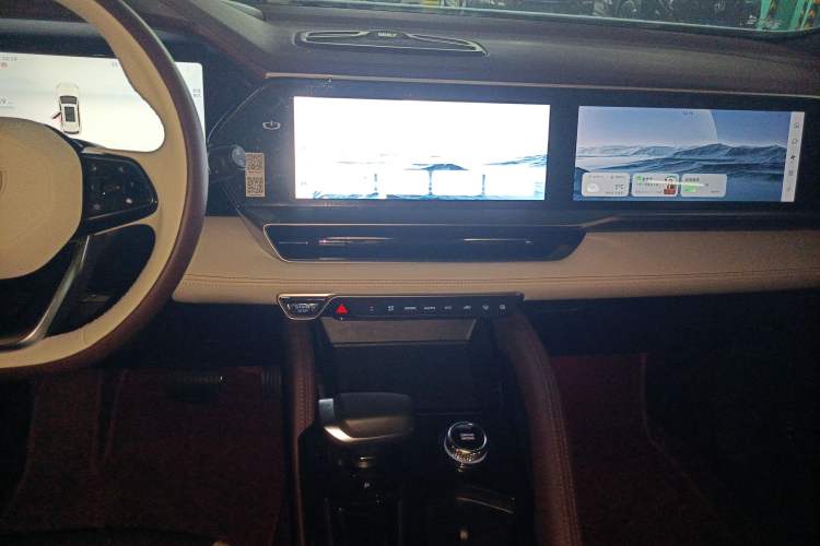 Used Geely Auto Monjaro L 2021 2.0TD DCT EVO Two-Wheel Drive Prestige Version
