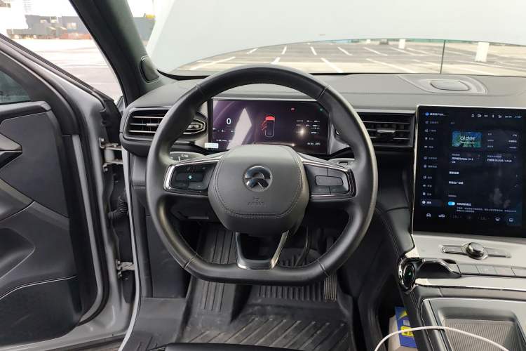 Used Nio ES6 2022 75 kWh Sport Edition Steering Wheel