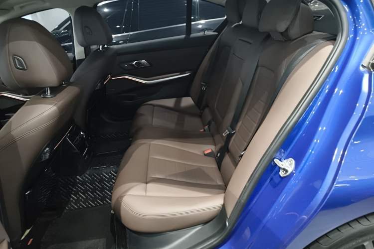 Used BMW 3 Series 2021 325Li M Sport Shadowline Package