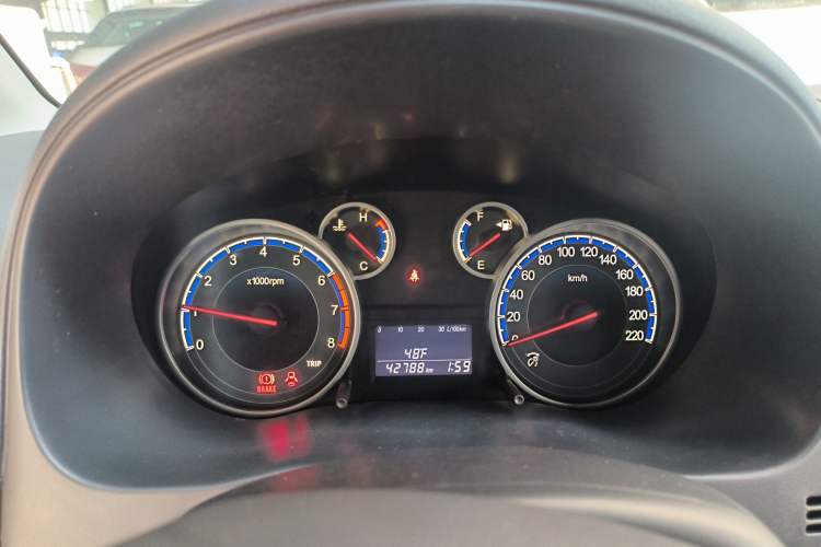 Used Suzuki SX4 2013 1.6L Manual CoolRide Model
