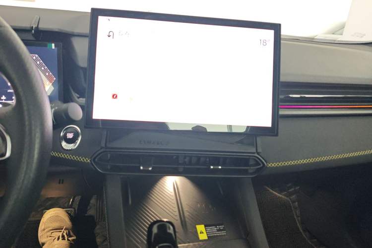 Used Lynk & Co 03 2023 2.0TD DCT H-Power Halo Audio And AC Panel