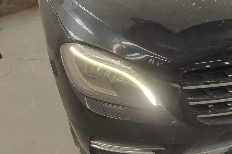 Used Mercedes-Benz M-Class 2014 ML 320 4MATIC