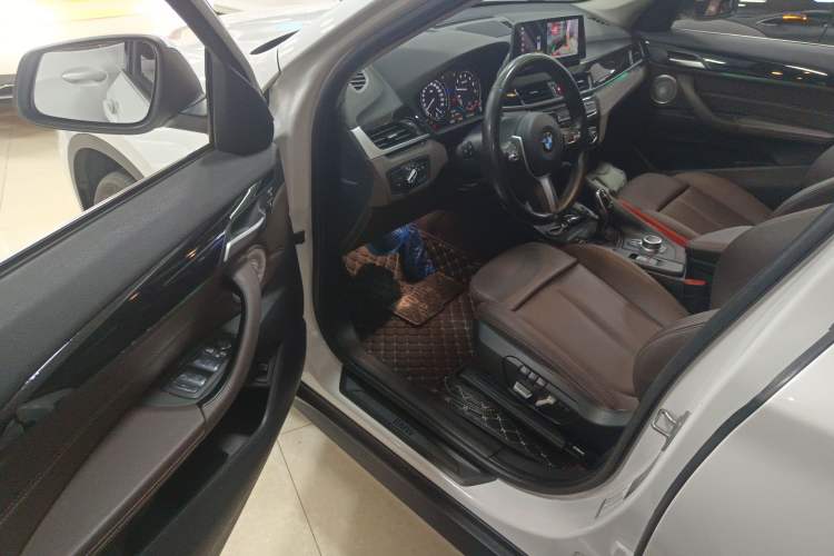 Used BMW X1 2021 Restyled sDrive25Li Leading Edition
