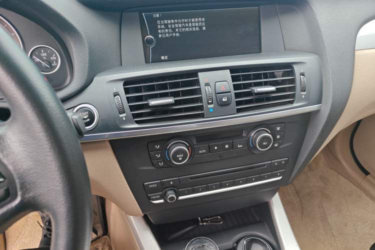 Used BMW X3 2011 xDrive28i Leading Model