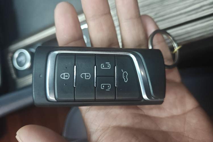 Used GAC Trumpchi M8 2020 Flagship Model 390T Prestige Edition Interior 1