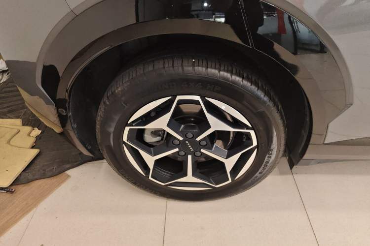 Used Zeekr X 2025 5-Seater Rear-Drive Version Right Rear Wheel Hub