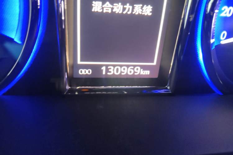 Used Toyota Camry 2015 Dual-Engine 2.5 HG Luxury Navigation Edition
