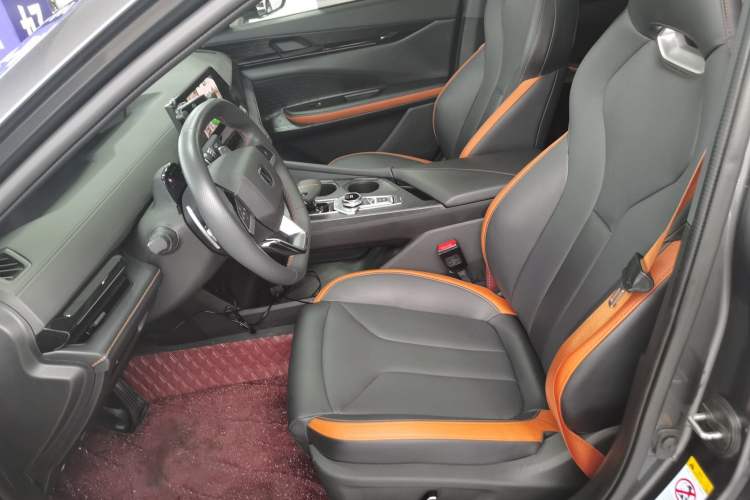 Used CHANGAN UNI-V 2024 1.5T High-Energy Version
