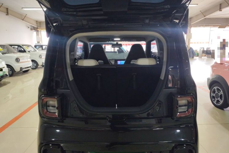 Used Geely Galaxy Panda 2025 210km Panda Kart Trunk