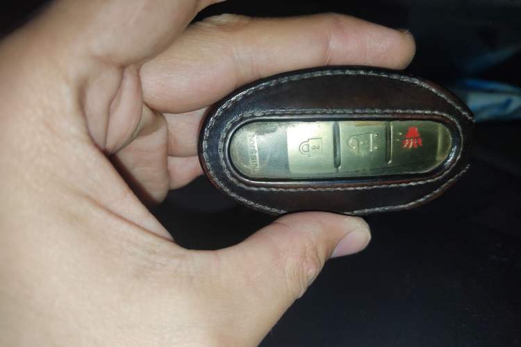 Used Nissan Qashqai 2011 2.0 XV Lea CVT 2WD
