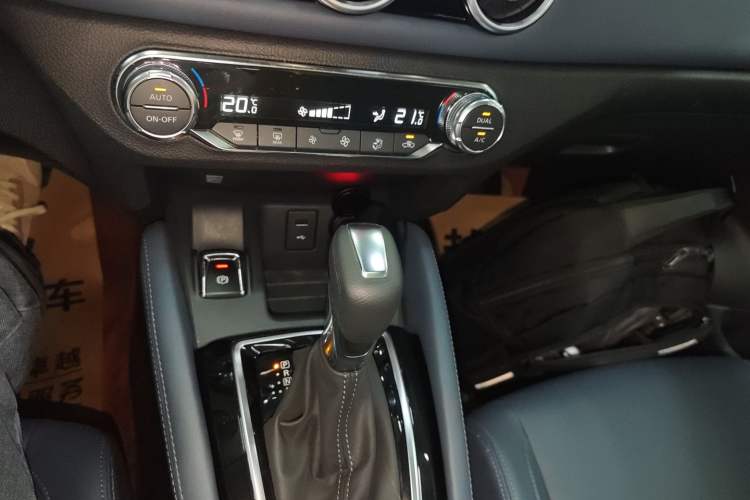 Used Nissan Qashqai 2025 Honor 2.0L CVT XV+ Leading Edition
