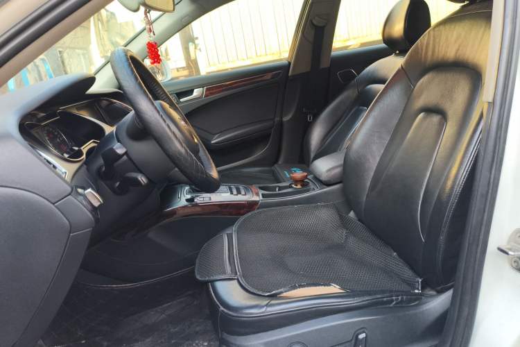 Used Audi A4L 2013 35 TFSI Automatic Comfort Model Left Front Seat