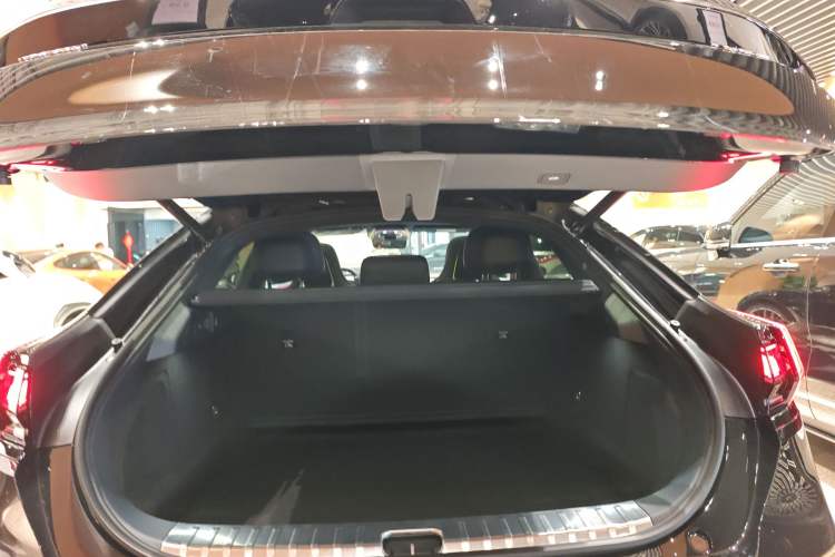 Used Zeekr 001 2026 Model 103° Rear-Drive Max Version Trunk