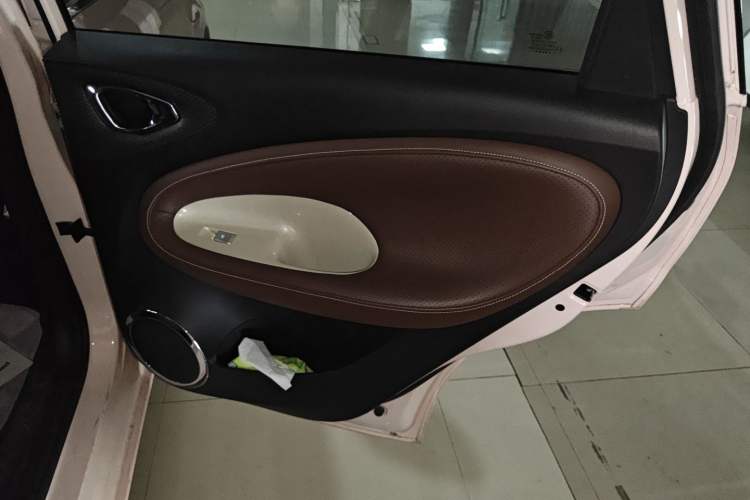 Used Wuling Bingo 2023 410 km Lingxi Deluxe Edition
