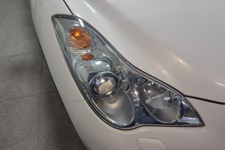 Used Infiniti QX50 2013 2.5L Two-Wheel-Drive Elegant Edition
