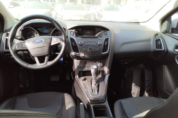 Used Ford Focus 2015 Sedan 1.6L Automatic Trend Model
